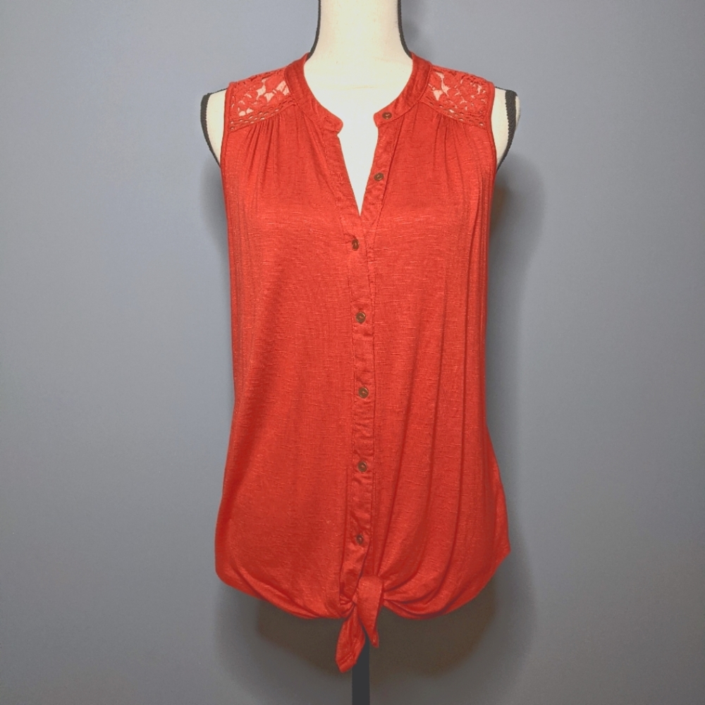Tie front tank
